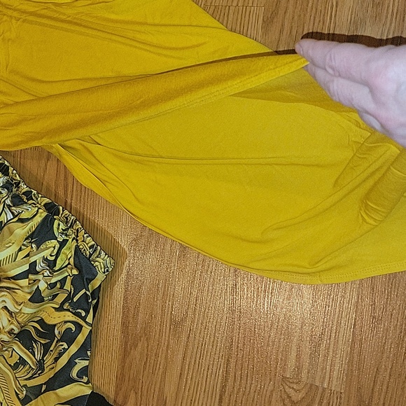 NWT 2 Piece Black & Gold Yellow Egyptian Theme Crop Top & Harem Side Split Pants - Picture 8 of 8